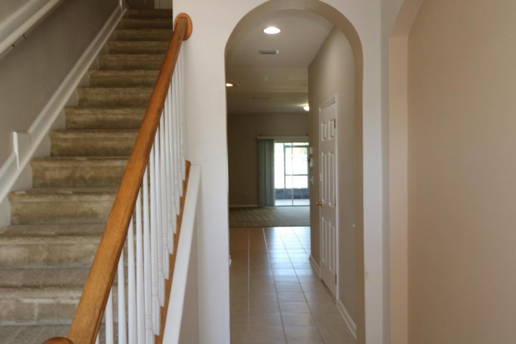 584 Crystal Way - Photo 2 of 14