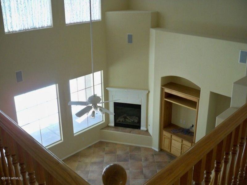 2063 E Bartlett Pl - Photo 3 of 8