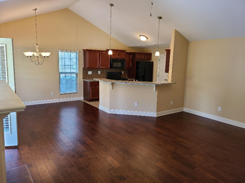 4808 Hidden Valley Ct - Photo 5 of 18