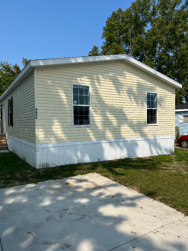9636 Anchor Dr - Photo 2 of 38