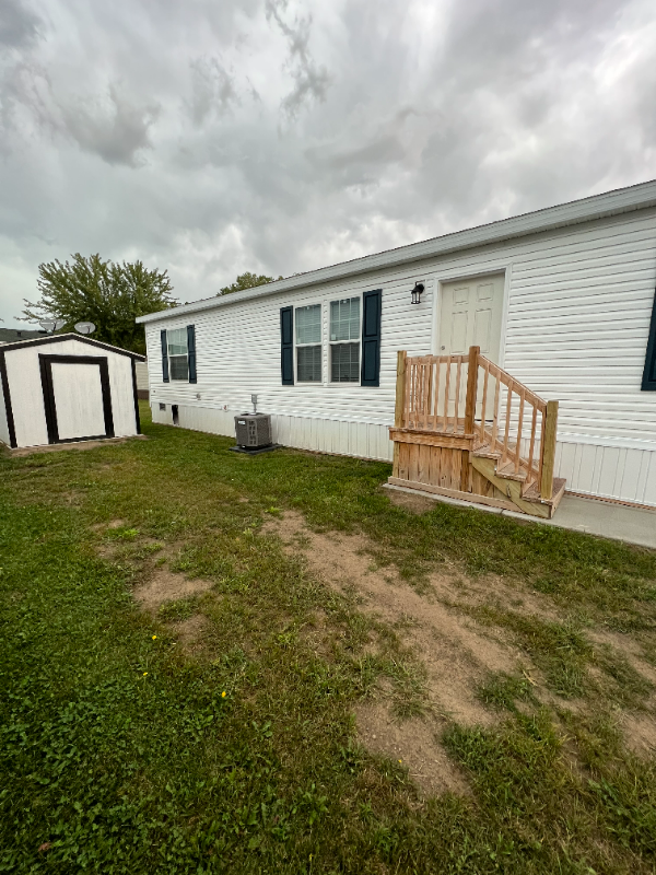 5684 Windjammer Ct - Photo 2 of 26