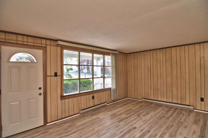 154 Parsonage St - Photo 3 of 25