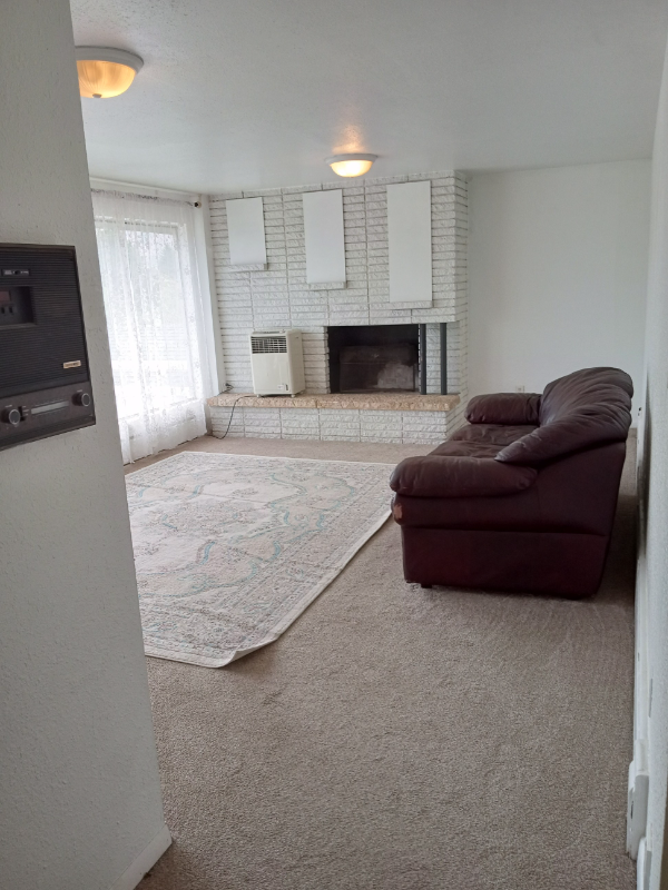 149 W 1600 S - Photo 3 of 10