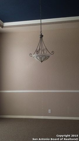 30420 Saratoga Ln - Photo 3 of 10