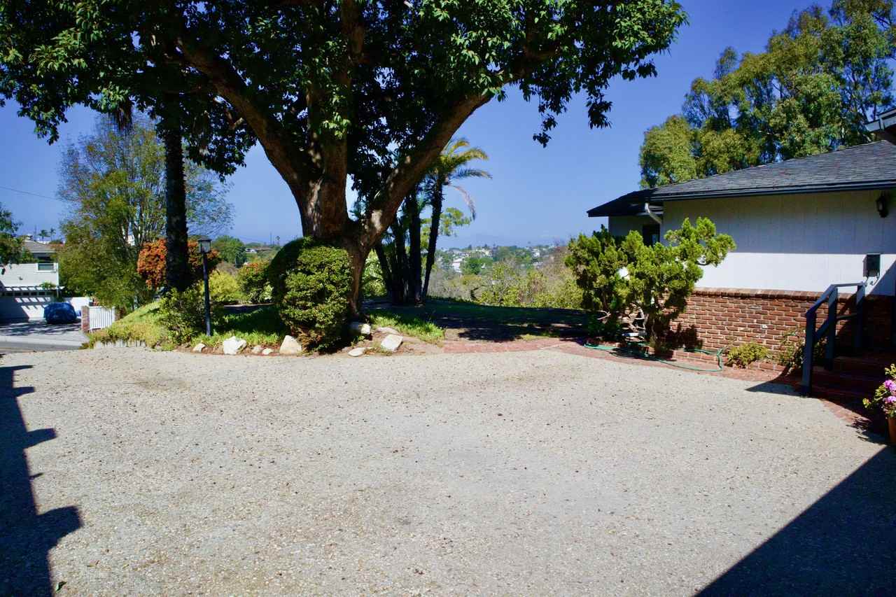 23214 Robert Rd #1 - Photo 3 of 42