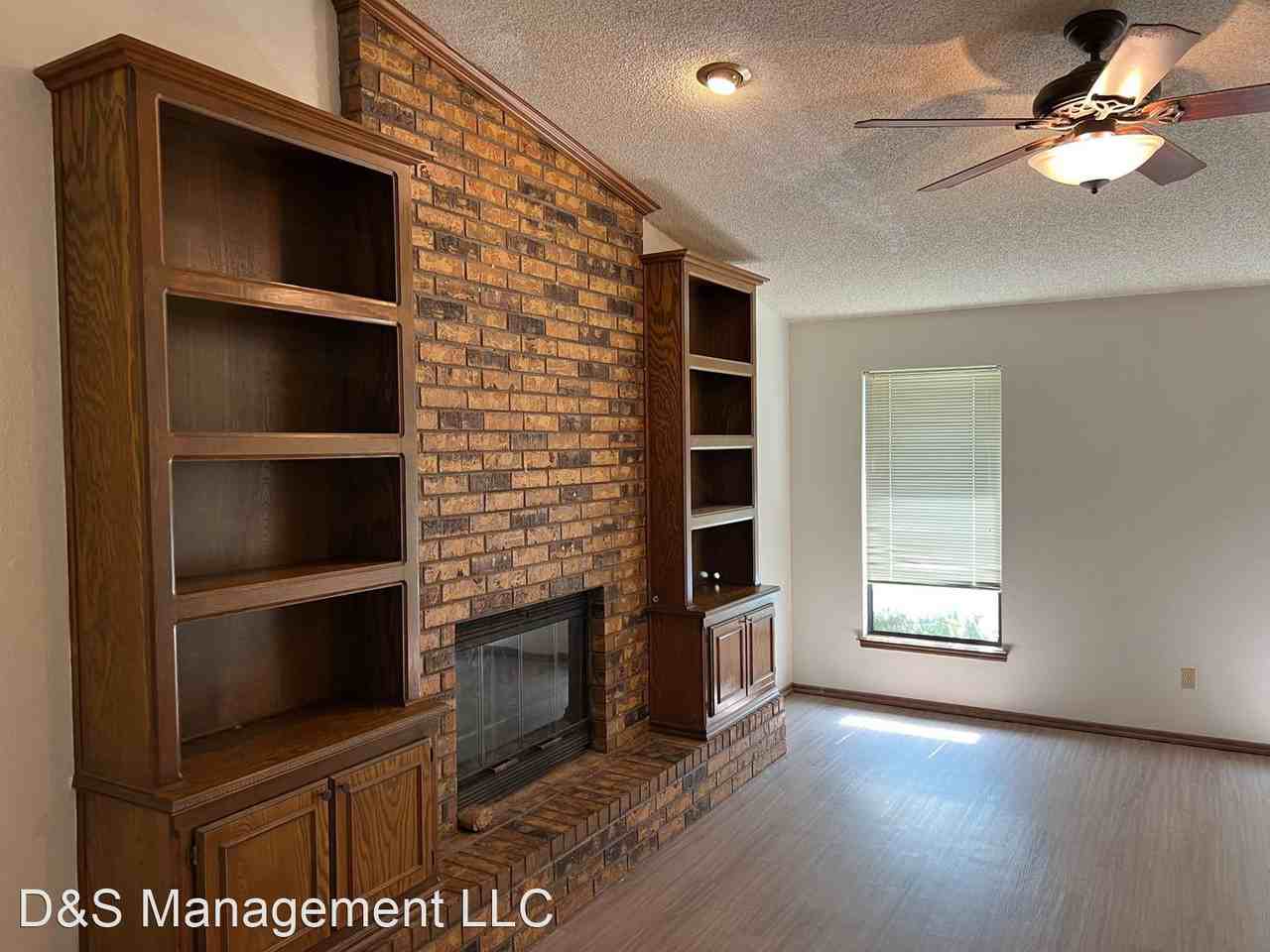 11401 Mackel Dr - Photo 2 of 16