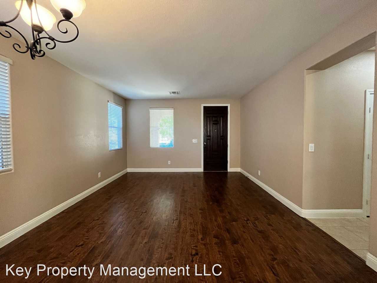 548 Ivy Spring St - Photo 2 of 25