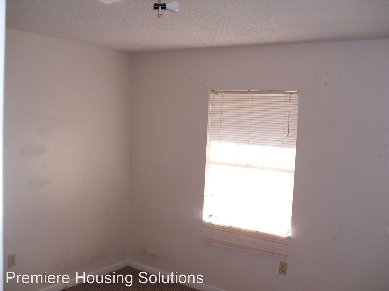 Montana Ave - Photo 2 of 9