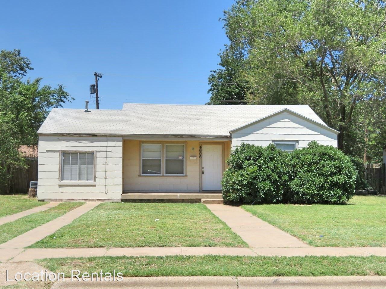 4606 32nd St - Photo 2 of 7