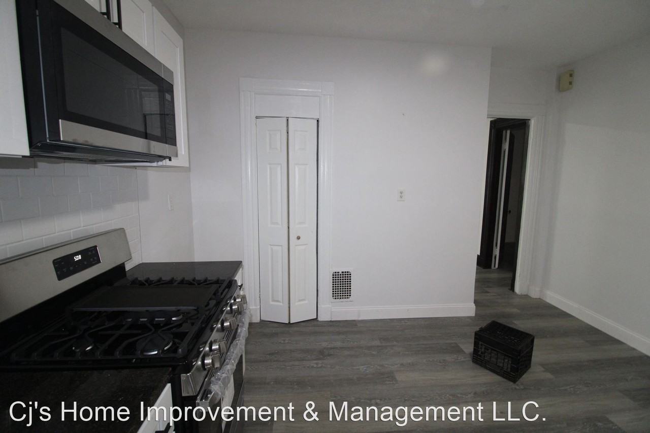 128 Spring Street - Photo 3 of 14