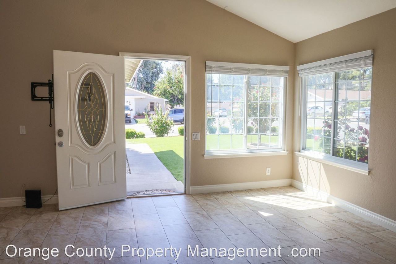 27051 Sombras - Photo 3 of 19