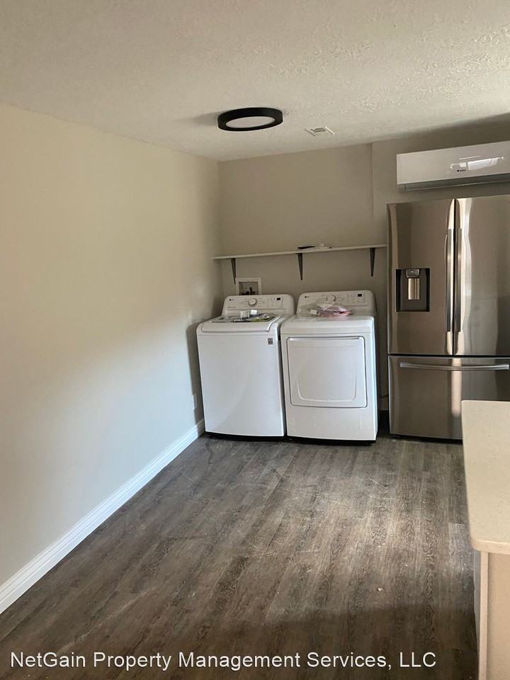 1433 S 625 W - Photo 2 of 6