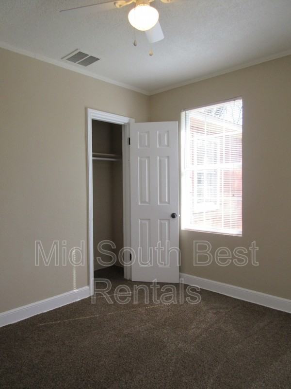 1310 Railton Rd - Photo 2 of 7