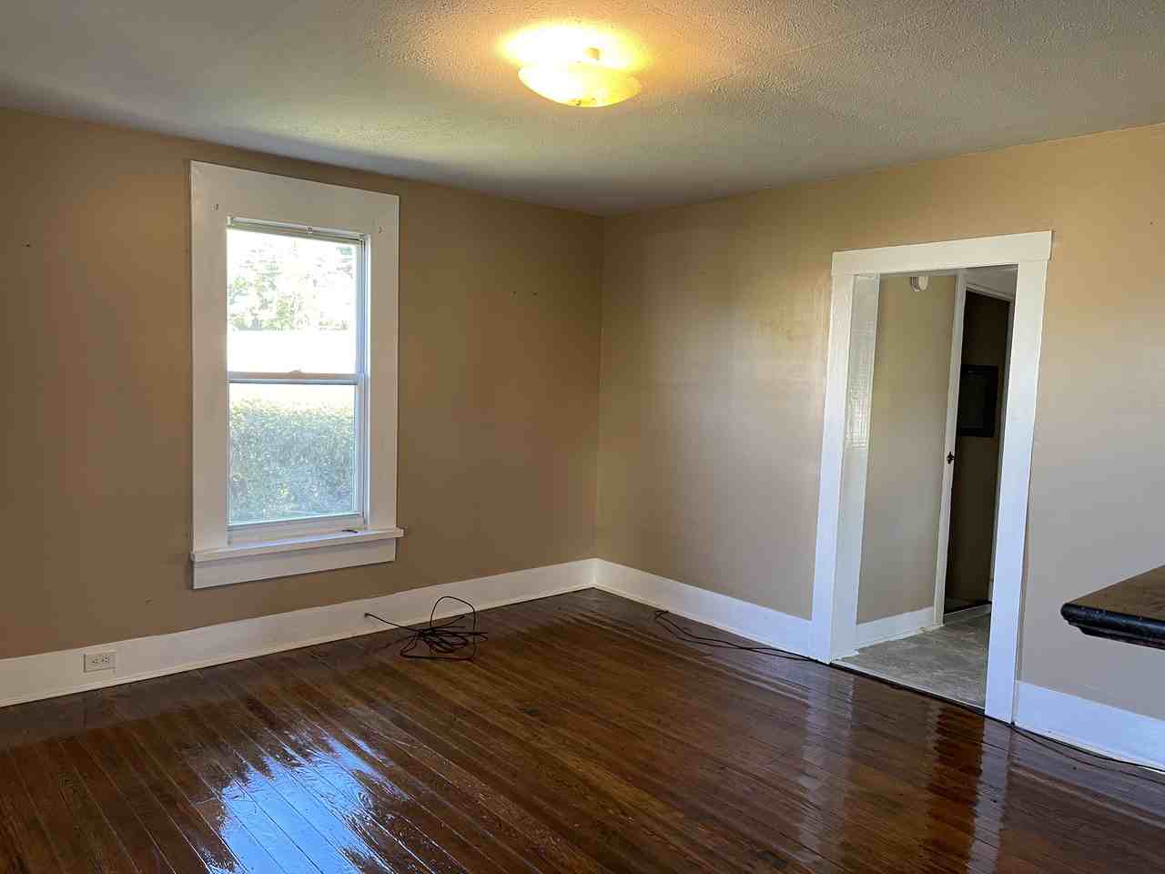 7 Ridge St - Photo 3 of 11