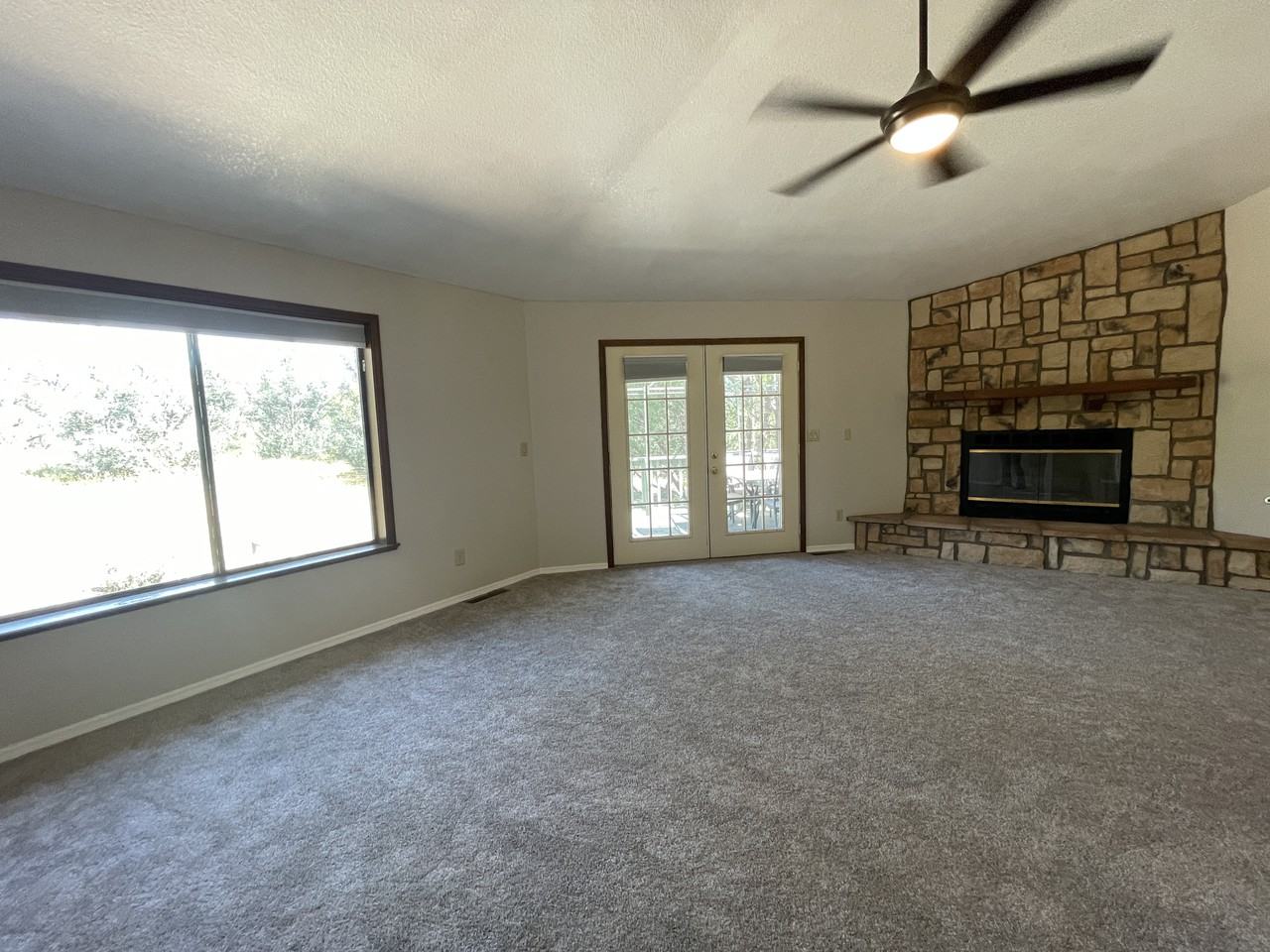 30 Woodside Dr - Photo 3 of 15