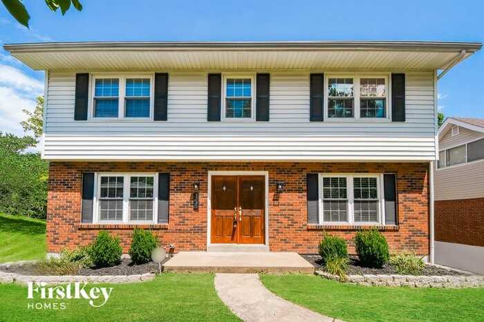 3235 Bainburry Ct - Photo 2 of 15