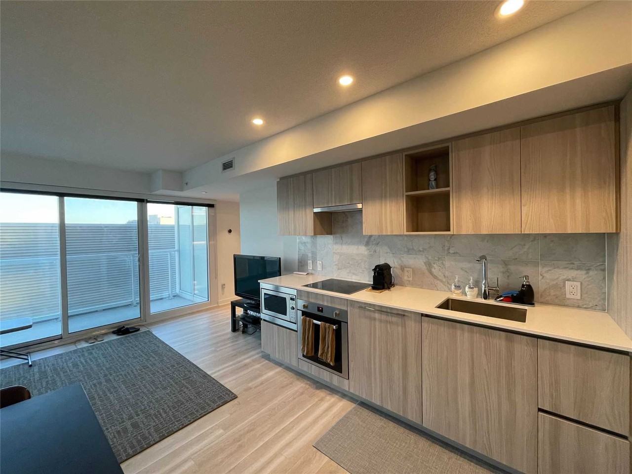 17 Bathurst Street #1502