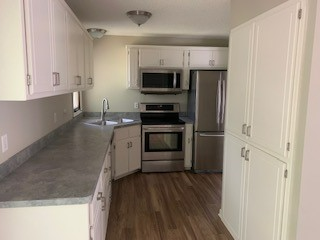 1058 80th Ave N - Photo 3 of 13
