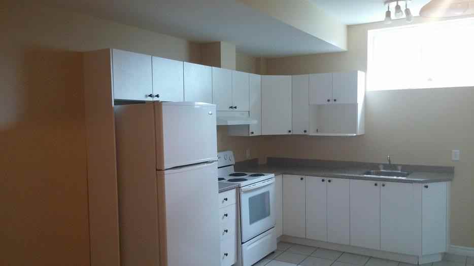 1033 Boulevard Lorrain #3 - Photo 3 of 7