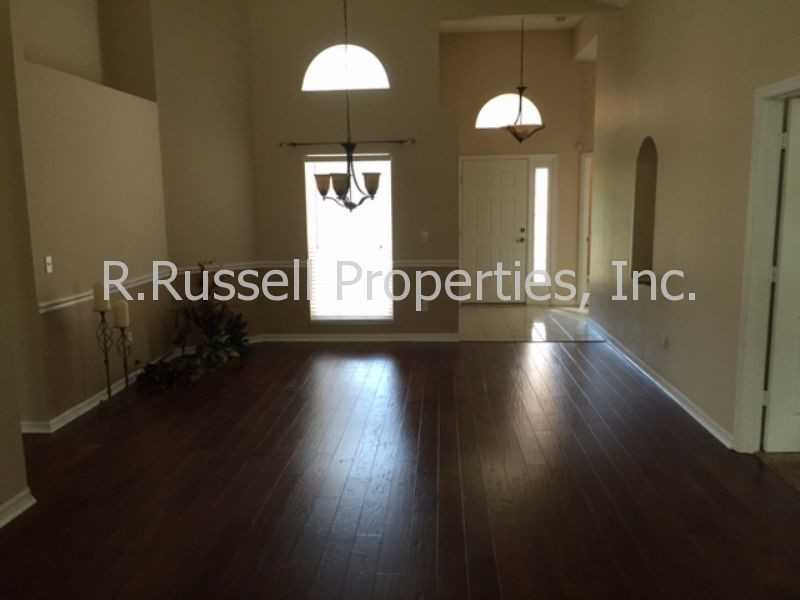 224 Chestnut Creek Dr - Photo 2 of 17