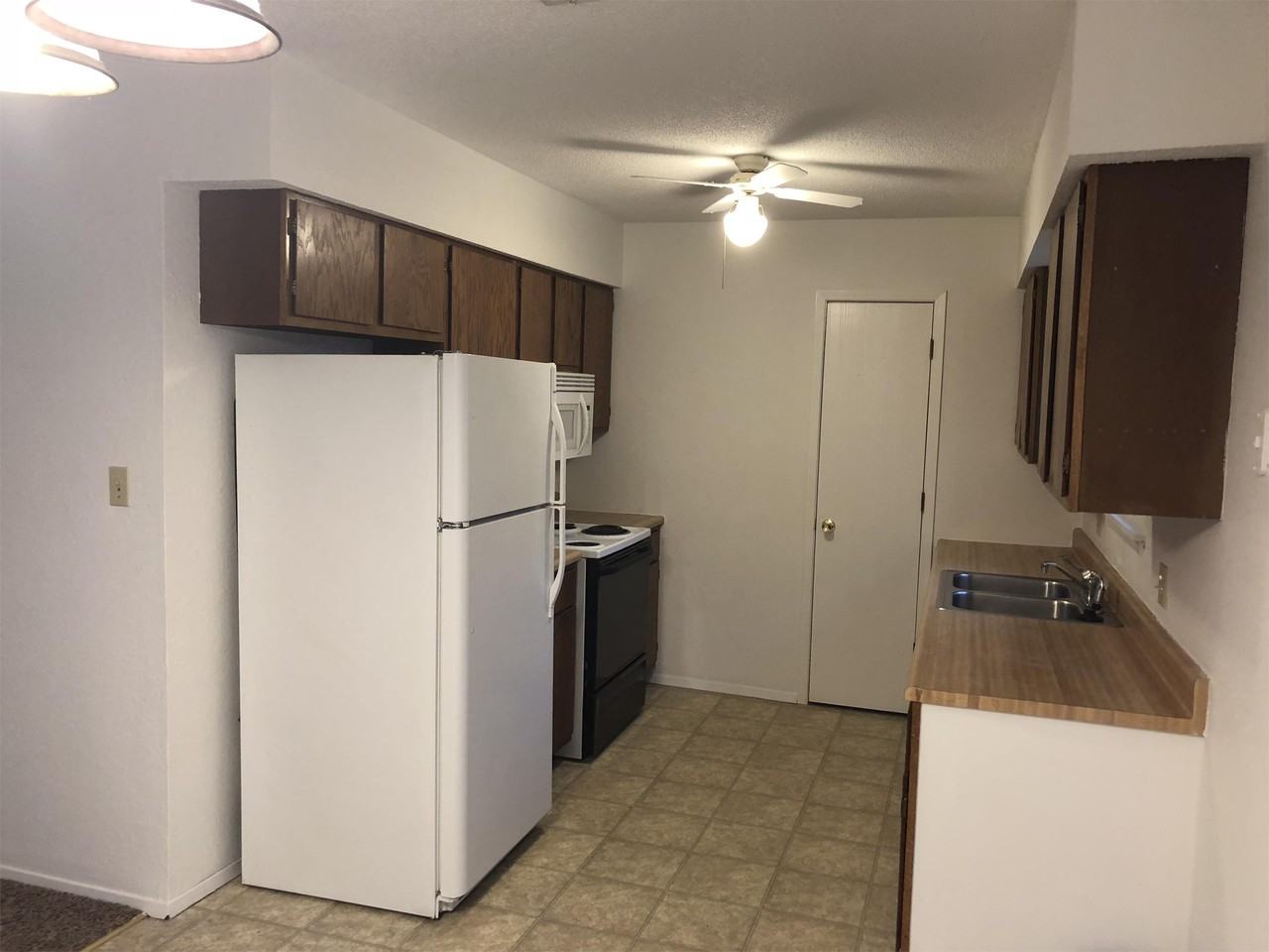 1323 Belair Dr #1 - Photo 3 of 5