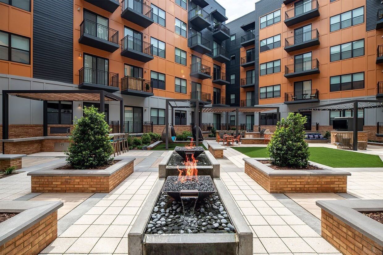 1100 Frank E Rodgers Boulevard South - Photo 2 of 6