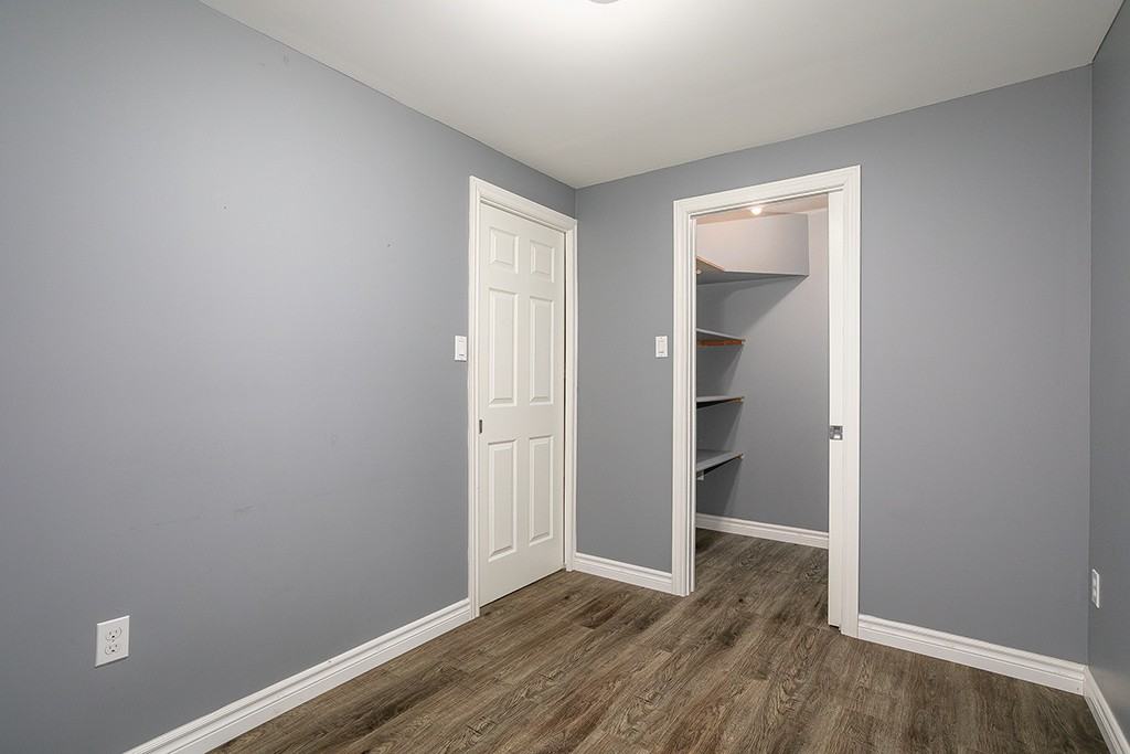 20 Alma E - Photo 2 of 17