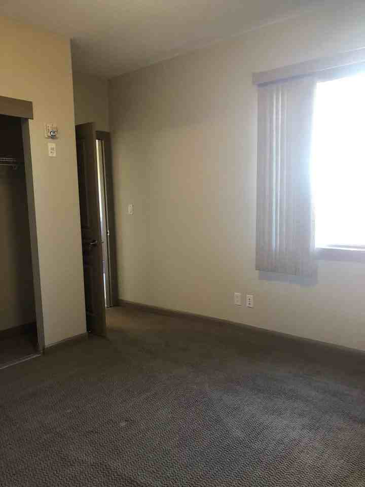 Palisades Condo on The Ravine! Apartments 501 Palisades Way, Sherwood Park, AB T8H 0H8 Zumper