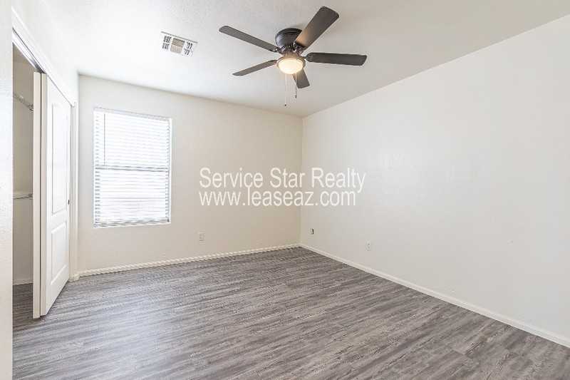8414 S 48th Ln - Photo 2 of 38