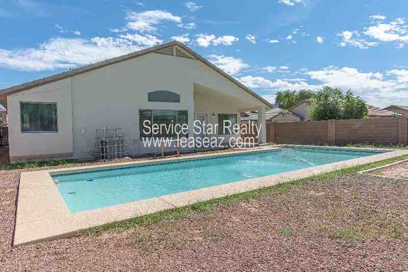 8414 S 48th Ln - Photo 6 of 38