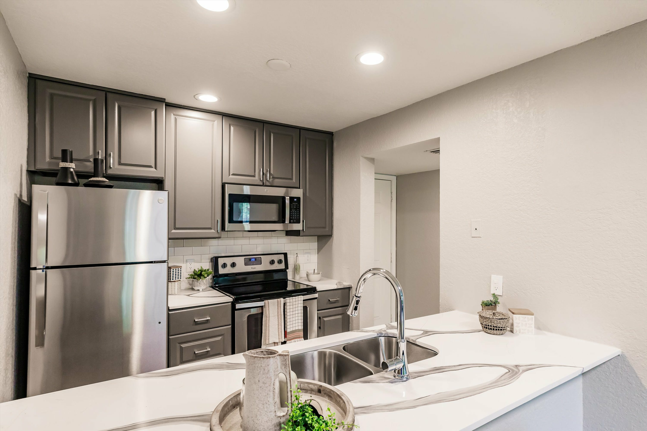 The Marino Apartments - Photo 3 of 36