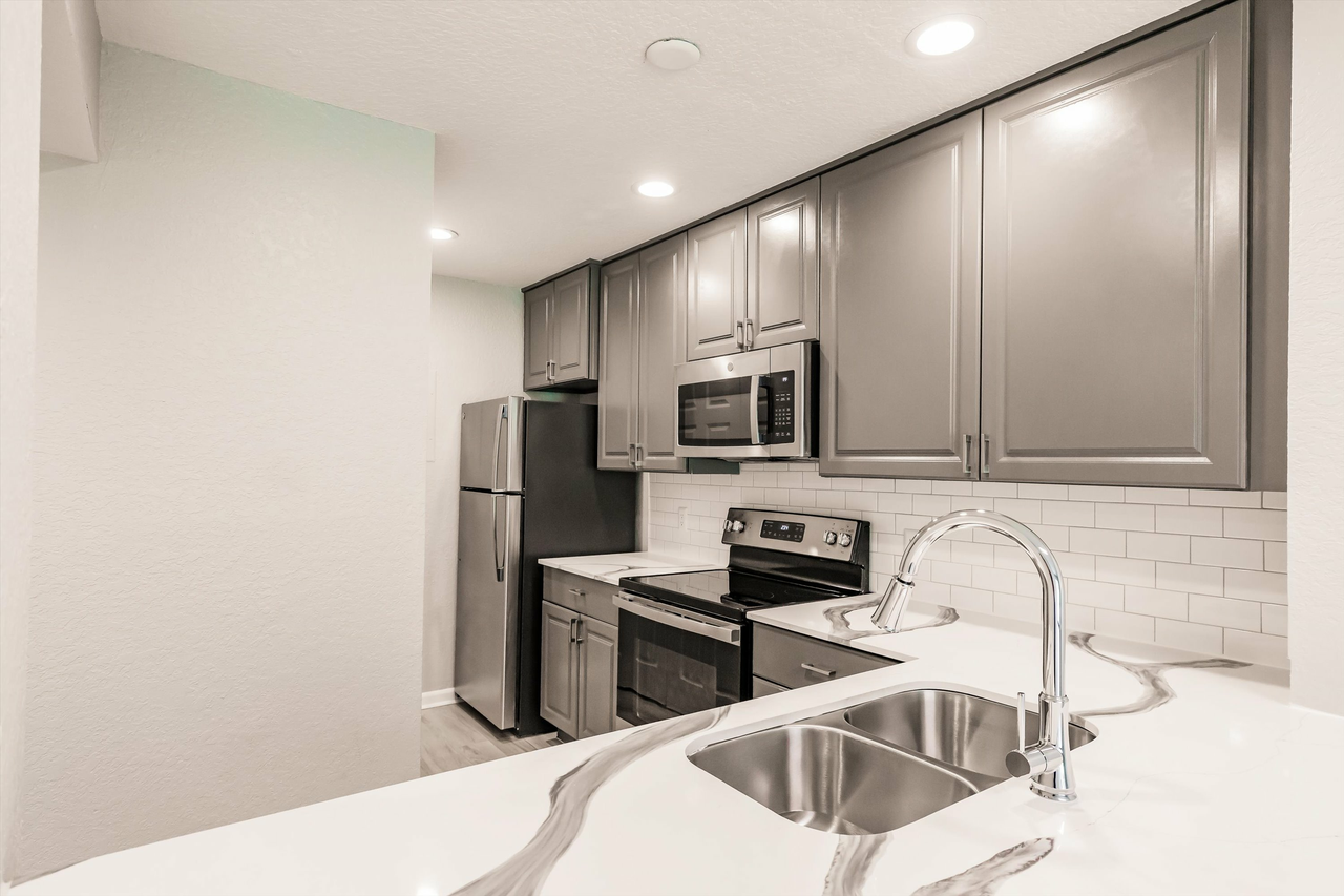 The Marino Apartments - Photo 4 of 36