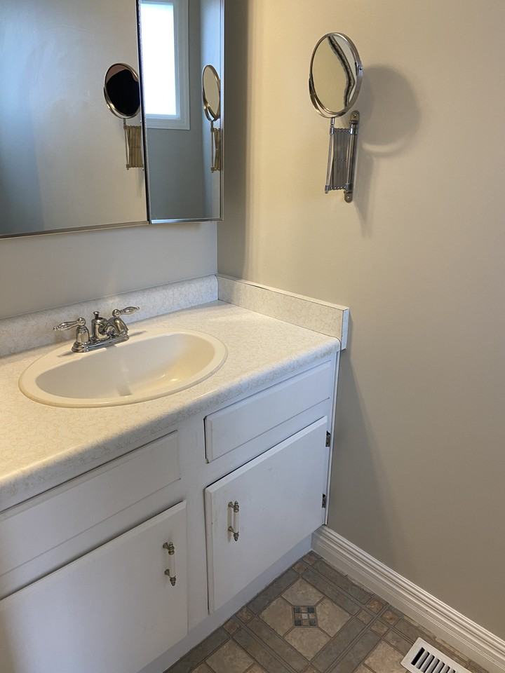 17005 100 St Nw - Photo 3 of 19