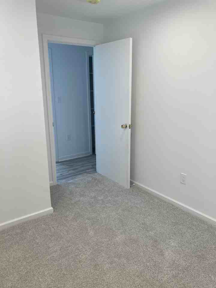 15 Walsh Rd #1 - Photo 3 of 9