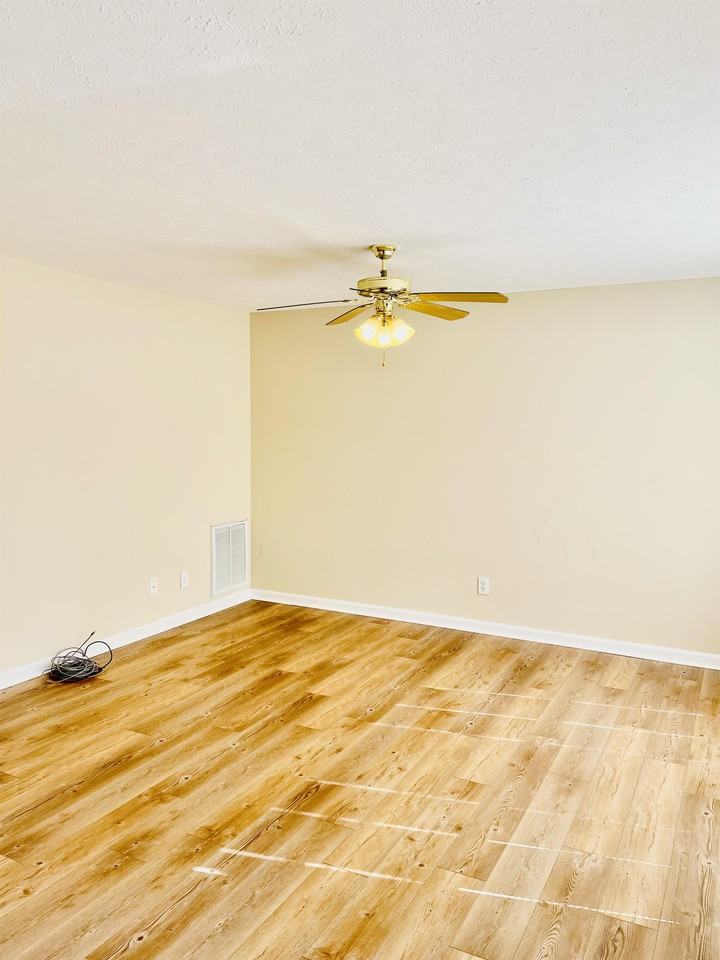 194 Mulberry Cir #1 - Photo 3 of 24