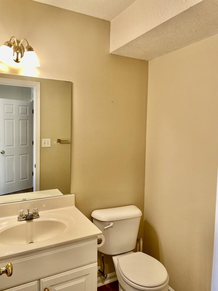 194 Mulberry Cir #1 - Photo 5 of 24