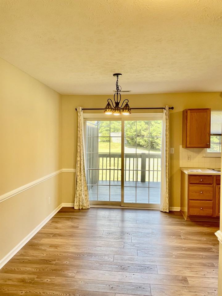 194 Mulberry Cir #1 - Photo 6 of 24