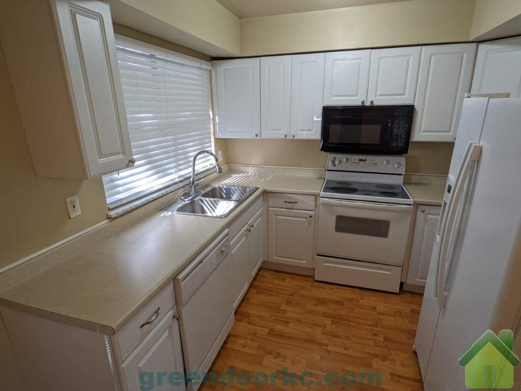 11717 W 99th St #11717 - Photo 2 of 10