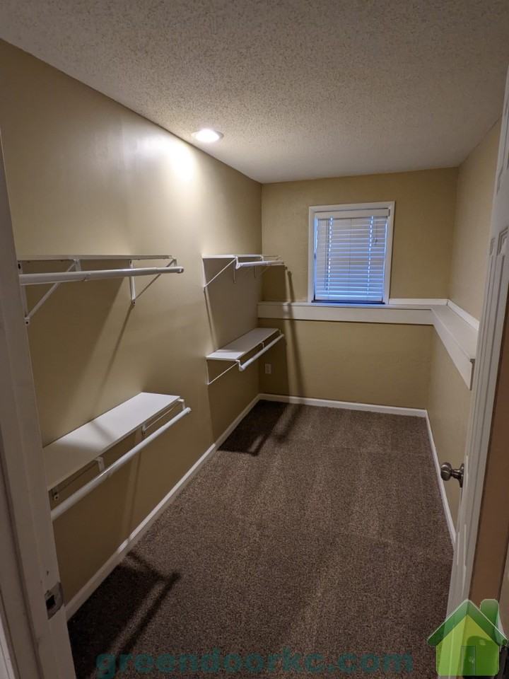 11717 W 99th St #11717 - Photo 3 of 10
