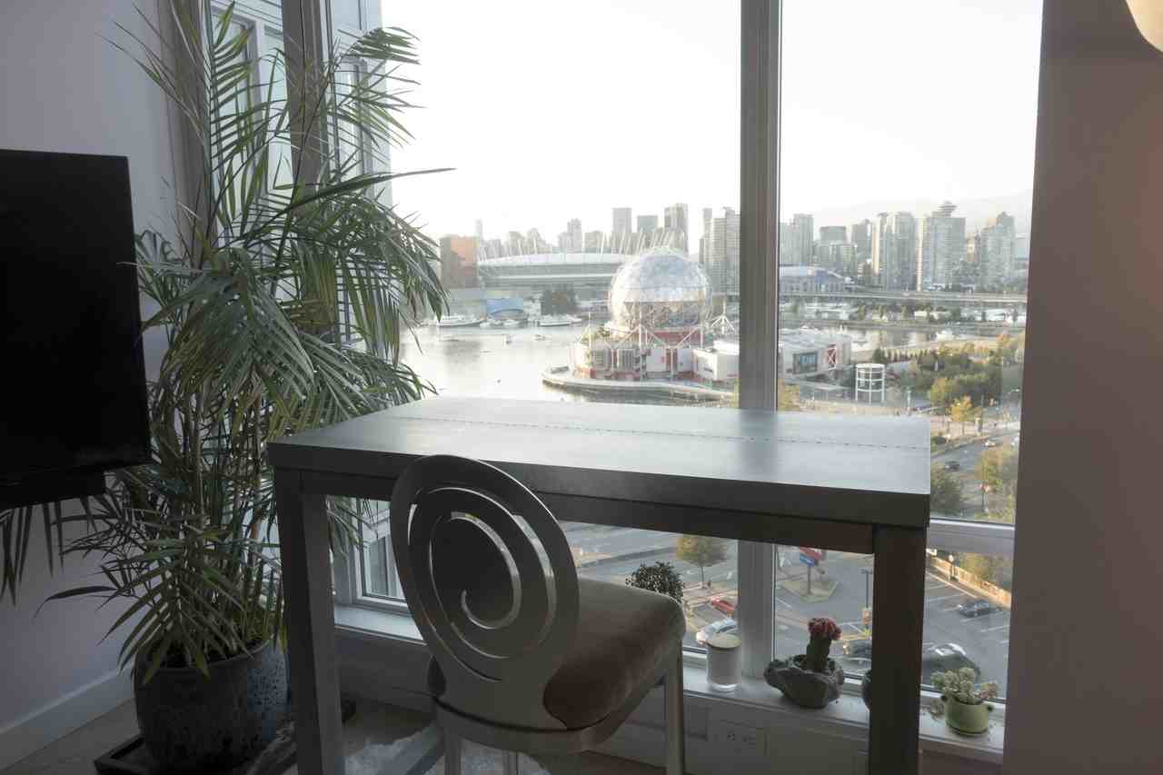 1618 Quebec Street #1700