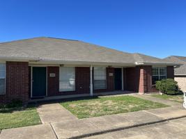 featured image of 1751 Rock Hollow Loop #1