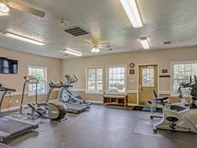 5630 University Park Dr - Photo 1 of 1