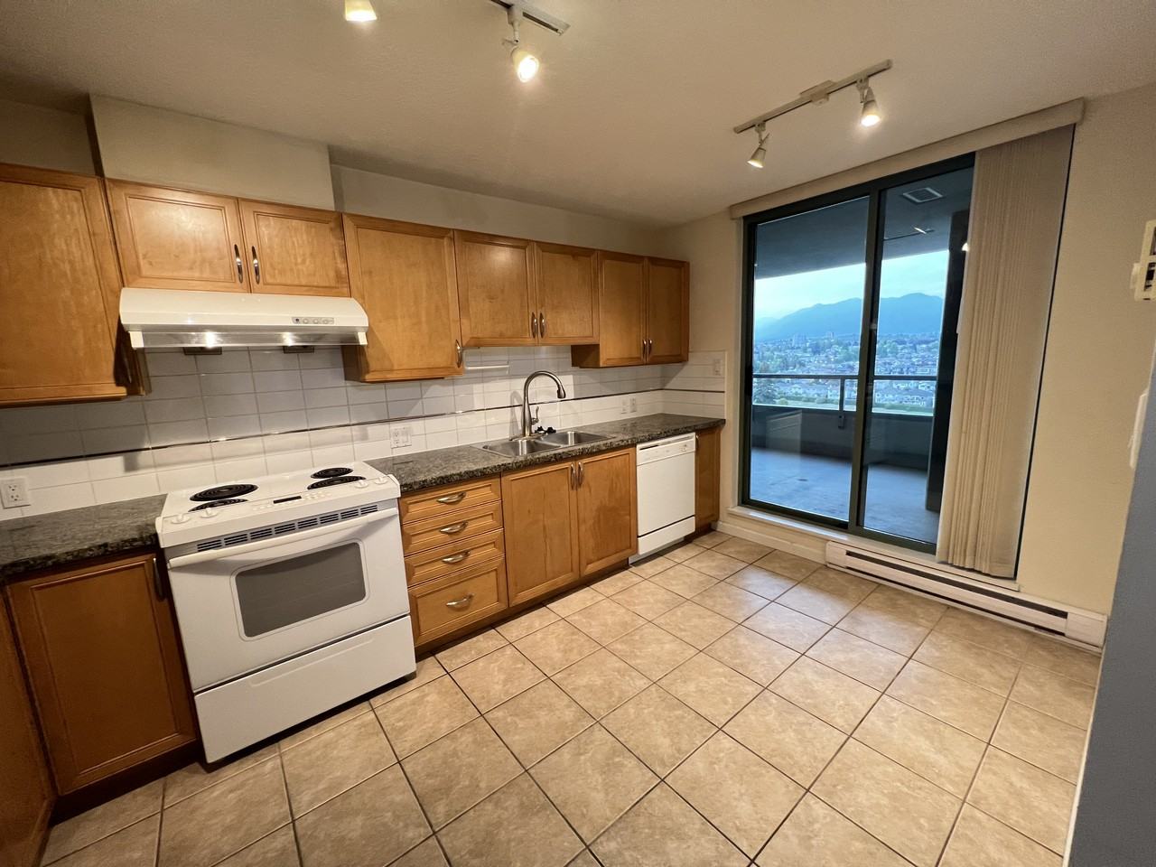 4388 Buchanan Street #2102 - Photo 7 of 25