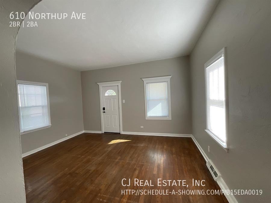 610 610 Northup Ave - Photo 3 of 11