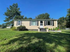 featured image of 10714 Quaker Rd