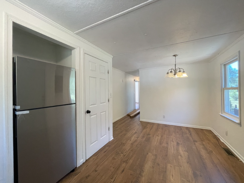 10714 Quaker Rd - Photo 3 of 13