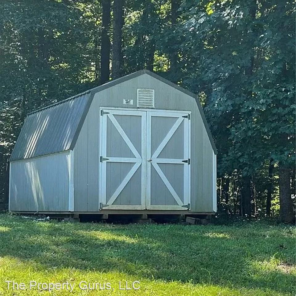 5959 Derwent Rd - Photo 3 of 13