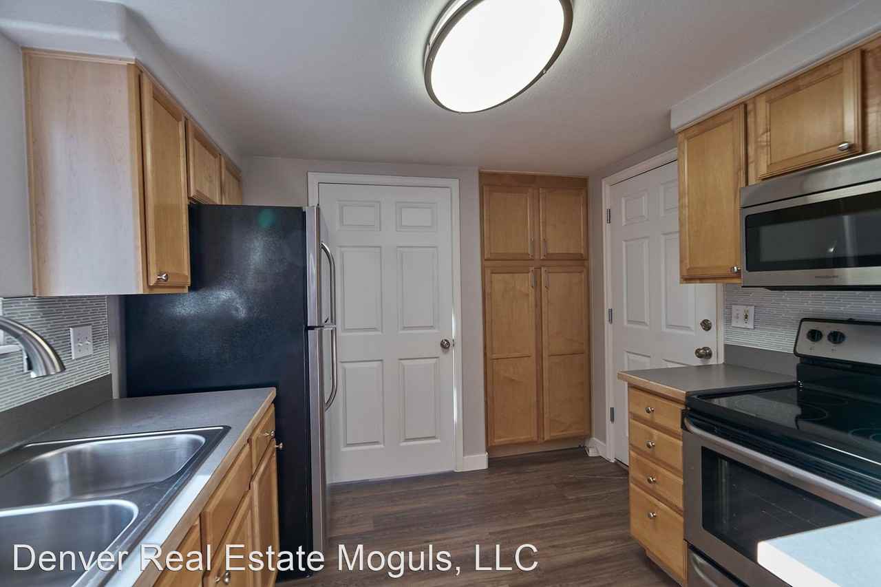 1970 S Carr St - Photo 3 of 13