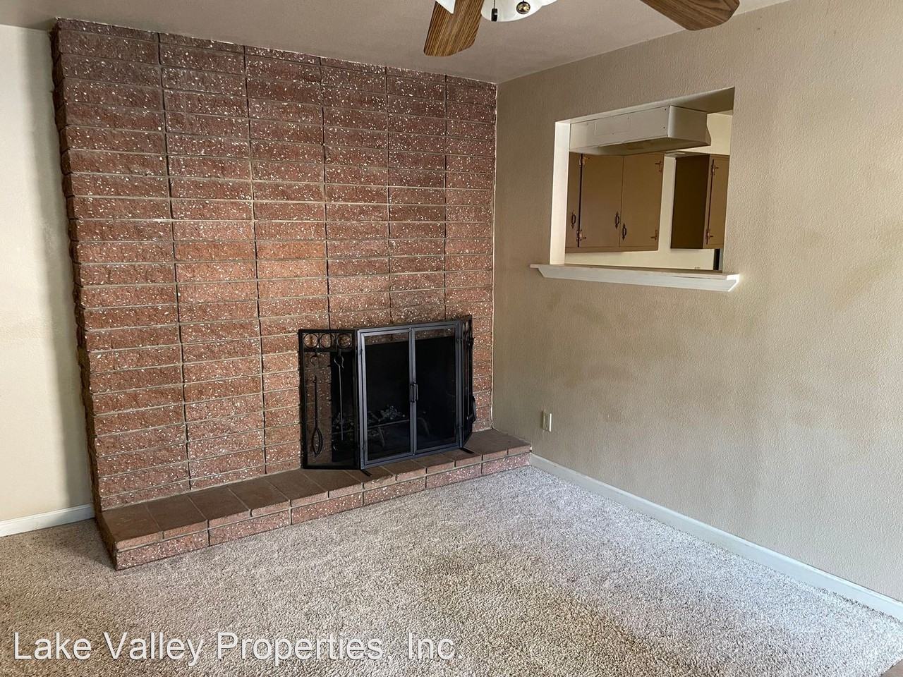 3694 Tamarack Ave. - Photo 3 of 9