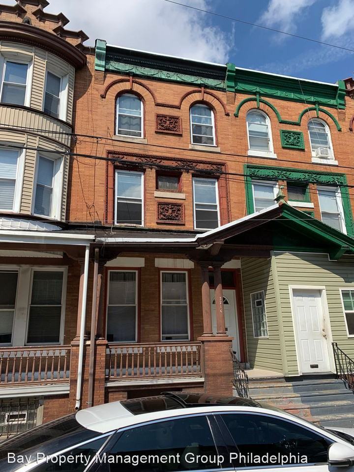 3716 N Carlisle St - Photo 2 of 15